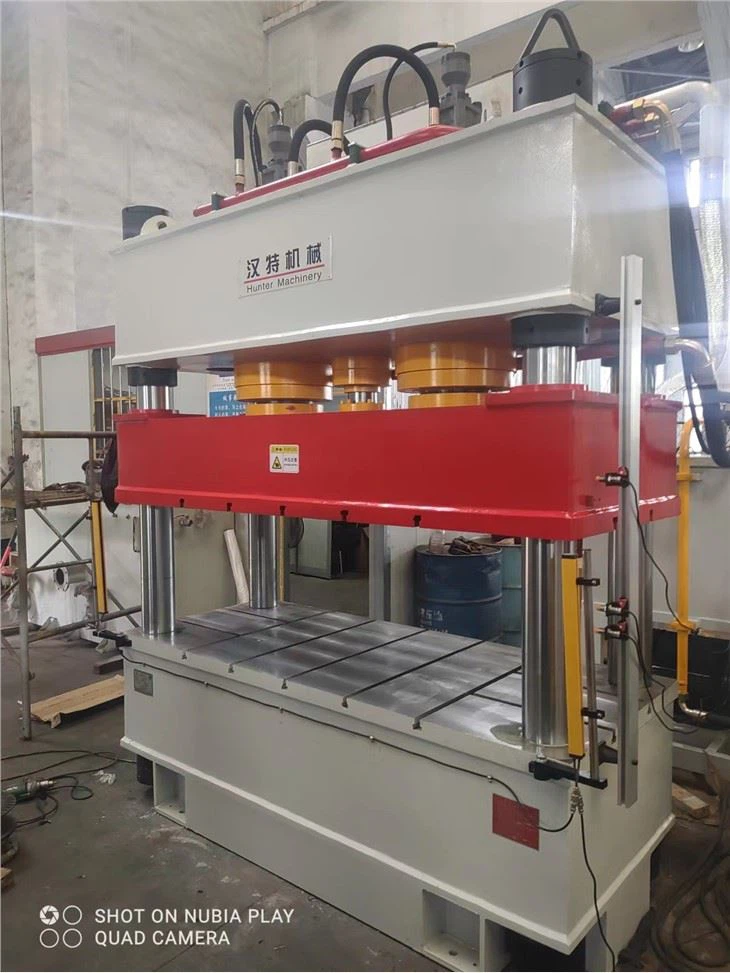 315 Ton Istampa idrawlika ta' pallet tal-plastik iffurmat_Tagħmir li jifforma pallet tal-plastik